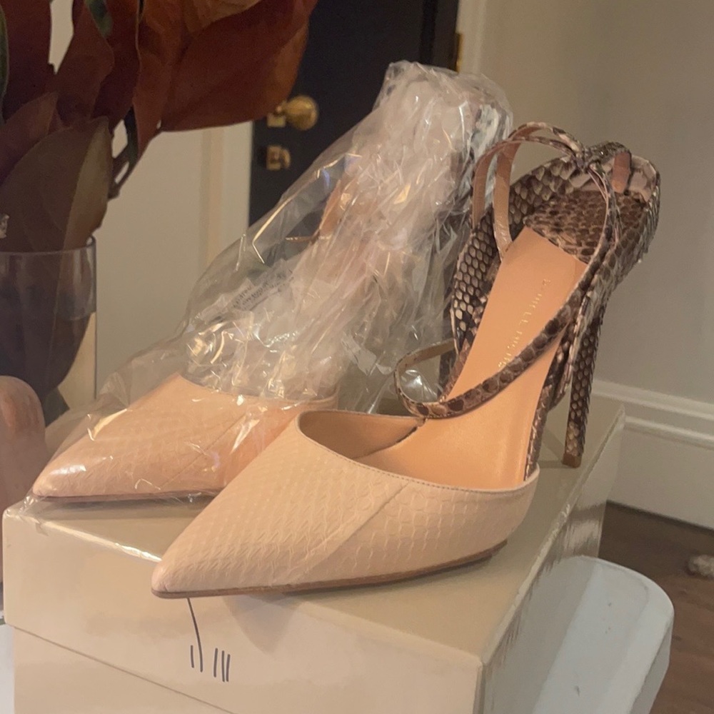 Beautiful two toned high heels never been worn